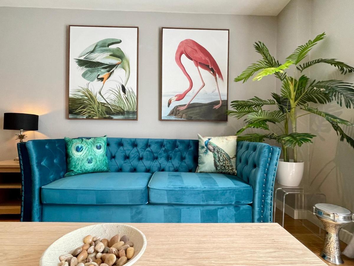 Stunning 2-Bed Town Centre Apartment - Hosted By Hutch Lifestyle Leamington Spa Eksteriør bilde