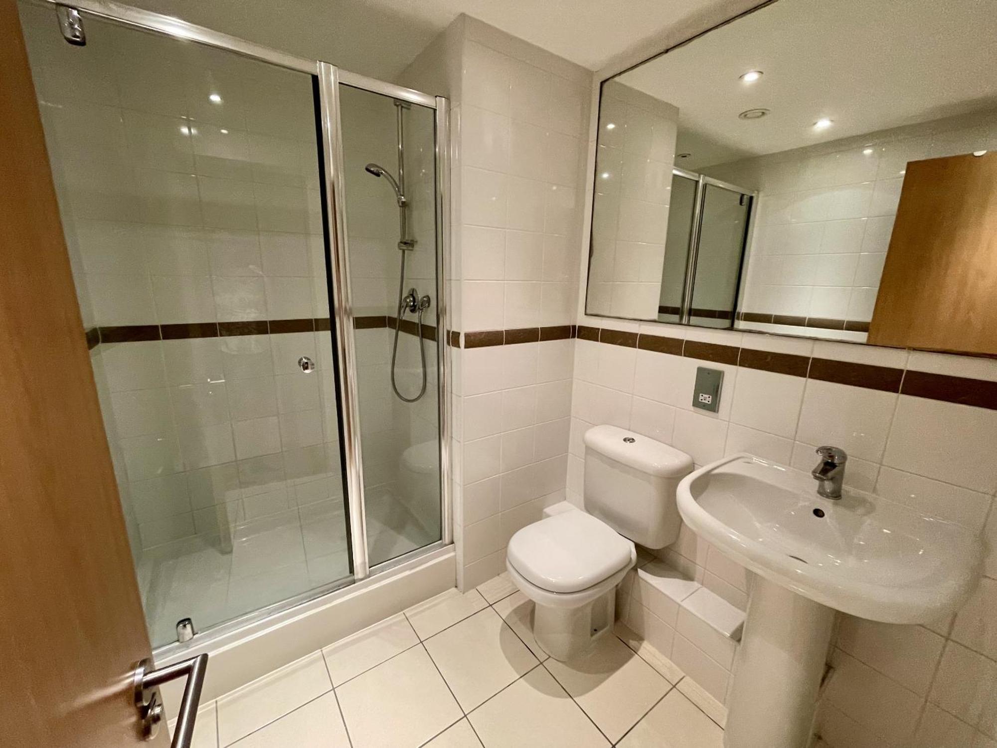 Stunning 2-Bed Town Centre Apartment - Hosted By Hutch Lifestyle Leamington Spa Eksteriør bilde